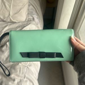 Kate Spade wristlet wallet
